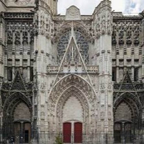 La cathédrale de Troyes sonne pour l'Ukraine